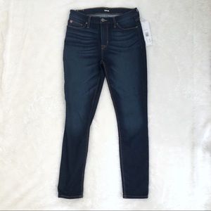 NWT Hudson ‘Natalie’ mid rise crop skinny jeans